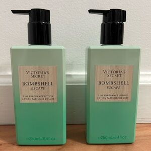 Victoria’s Secret Bombshell Escape lotion set of 2